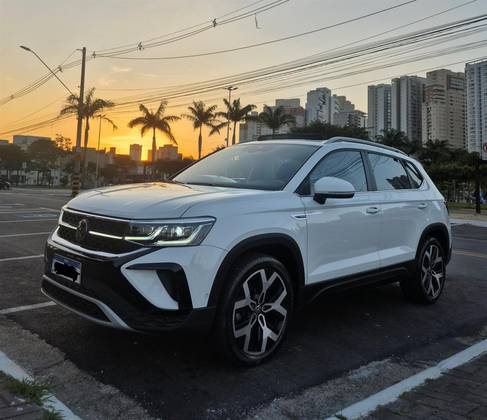 VOLKSWAGEN TAOS 1.4 250 TSI TOTAL FLEX HIGHLINE AUTOMÁTICO
